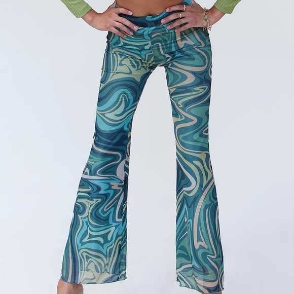 flare pants - Picture 4 of 9